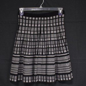 Carmen Marc Valvo Stretch Knit Flare Skirt size M